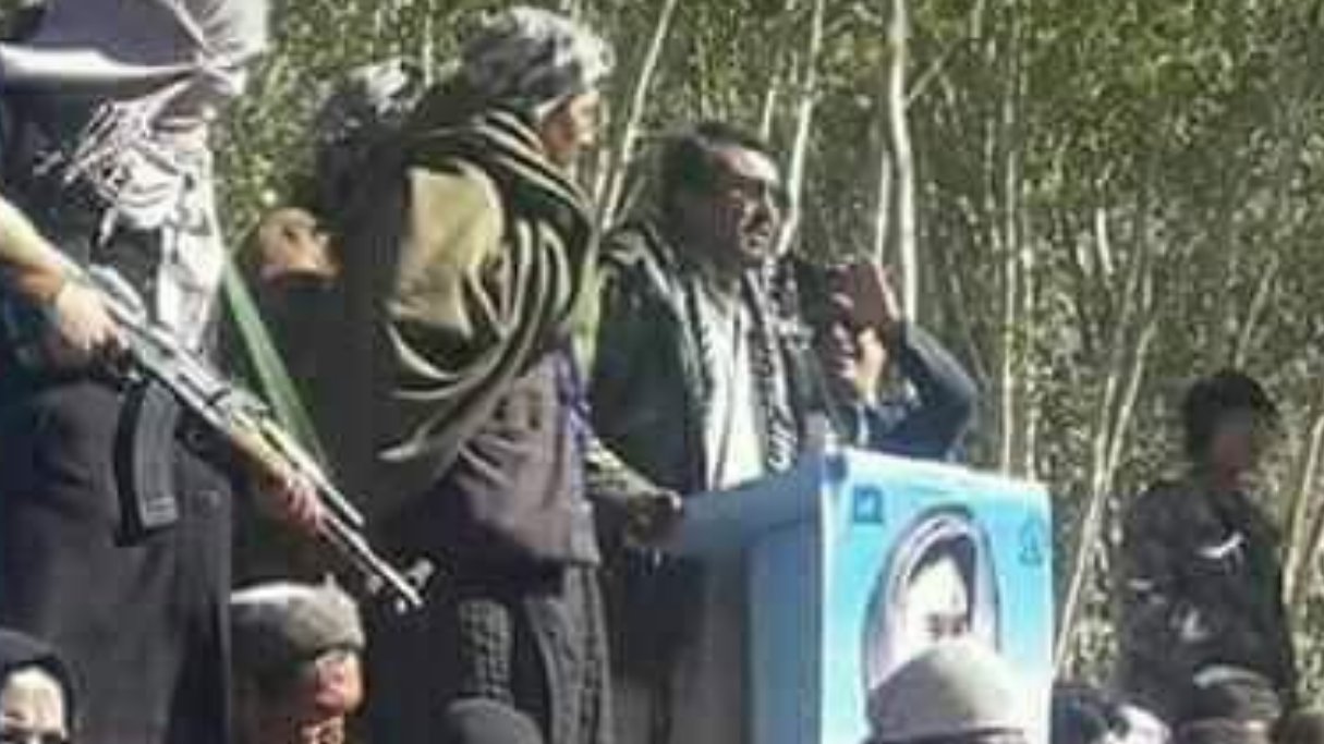 عکس: استقبال گسترده ی مردمی از فرمانده ی مسئول مردمی فرمانده شمشیر در بهسود