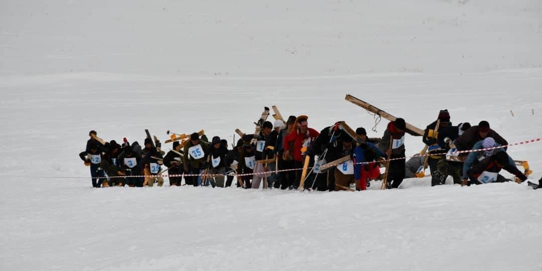 زمستان هزارستان و اسکی در بامیان، هزارستان