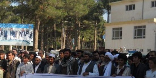 اعتراض دانشجویان به عدم تمایل دولت برای ساخت شاهراه هرات، غور، دایکندی و بامیان