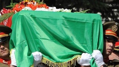 نه مرثیه نه شعار، کار و پیکار