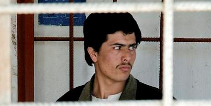 New photo of jailed journalist Parwiz Kambakhsh released to Kabul Press