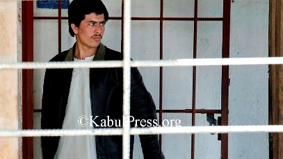نجات پرویز کامبخش از کام اژدهای ظلمت پیروزی حق بر باطل 