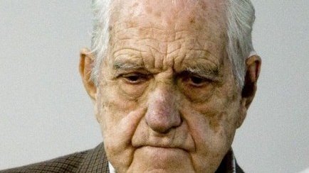 دیکتاتور آرژانتینی محکوم شد، آيا ملا عمر و سایر جنایتکاران افغانستان روزی به پنجه ی عدالت سپرده می شوند؟