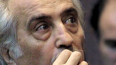 خاموشی تلخ شاعر« پیاده رو ها»!