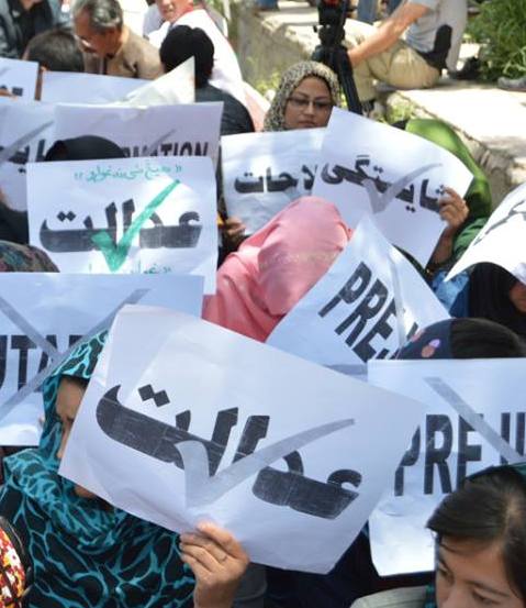 تقدیم به روشن اندیشان دانشگاهی سرزمینم! 