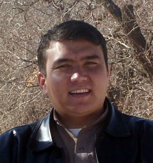 انسان در" گلنار و آینه"