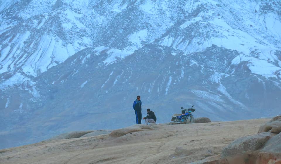 شامگاه نیلی، هزارستان
